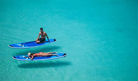 Stand-up Paddle Boarding - Lizard Island Resort