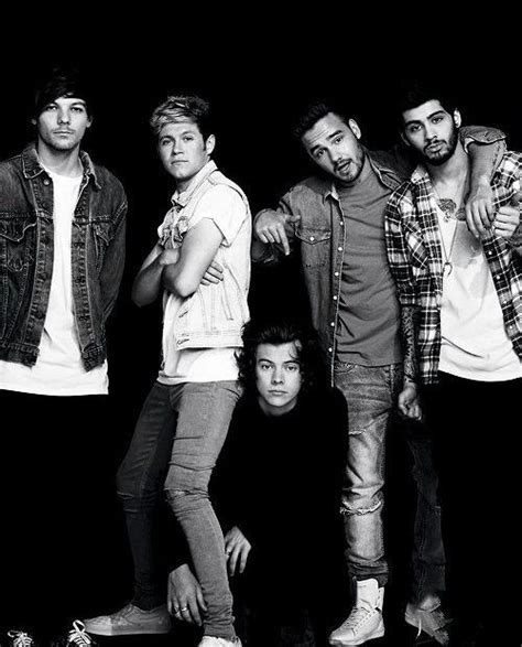 Onedirection22 on Instagram: "Black and white 😍😍 #onedirection # ...