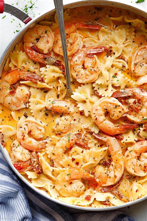 Creamy Garlic Shrimp Pasta | Shrimp recipes easy, Garlic shrimp pasta recipes, Garlic shrimp pasta