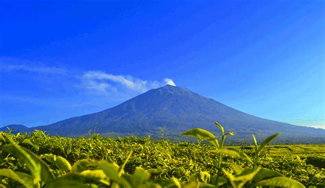 6 Misteri Gunung Kerinci Yang Masih Berkembang di Masyarakat - BAMS