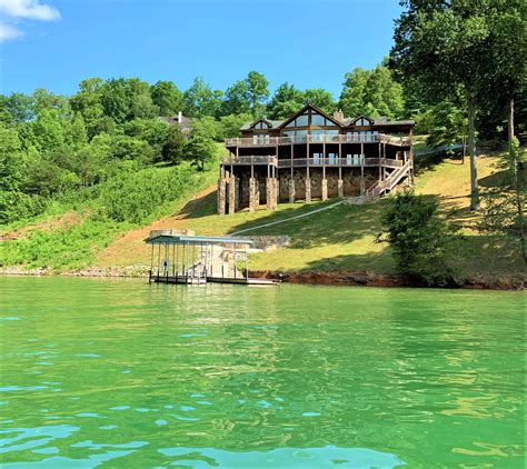 Cedar Creek Lodge Waterfront Vacation Home on Norris Lake Tennessee - waterfront vacation rental ...