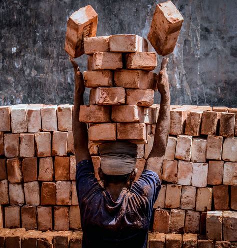 Top Shot: Brick-a-Brac Balancing Act Top Shot... -- Editors' Spotlight ...