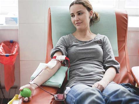 Donating Plasma: What Are the Side Effects?