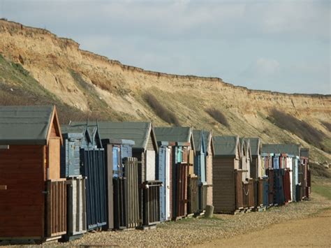 "New Milton beach huts" by Christine Horner at PicturesofEngland.com