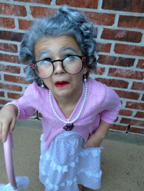 Tatum, a 6 1/2 year old, transformed to look like she's 100 years old ...