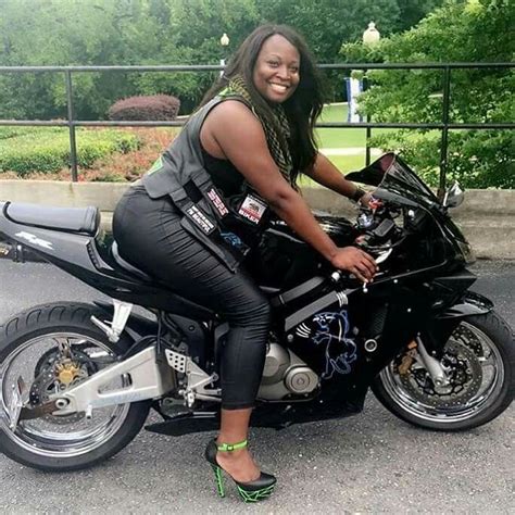 @Blackgirlsridemag | Lady biker, Female motorcycle riders, Motorcycle girl