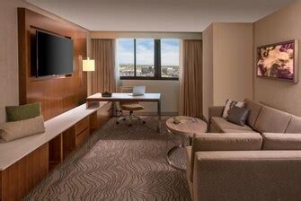 Experience Our Denver Hotel, Rooms & Meeting Space | Denver Marriott ...