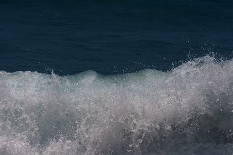 White Foam Crest Of A Wave Breaking Free Stock Photo - Public Domain Pictures