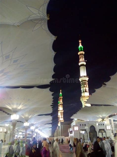 Scenery in Nabawi Mosque at Night Editorial Photography - Image of ...