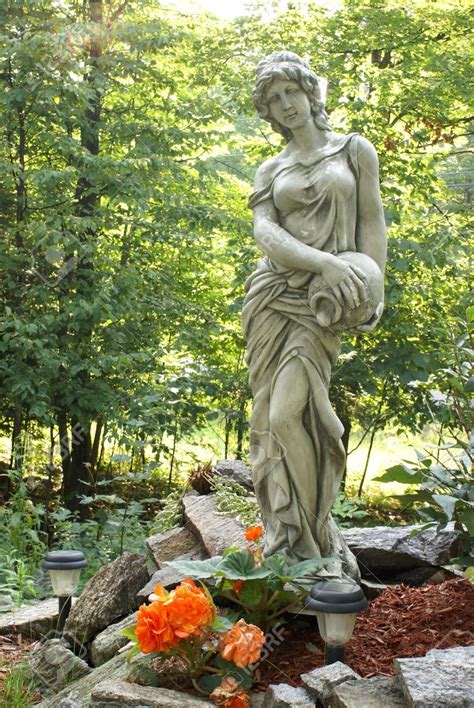 Garden statues – Artofit