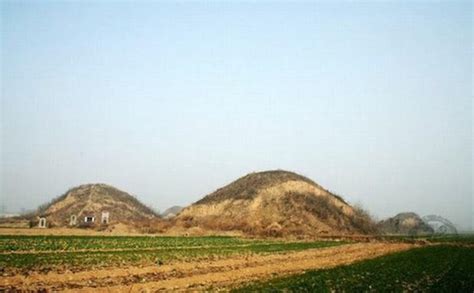 Great White Pyramid of Xi'an, China - Historic Mysteries