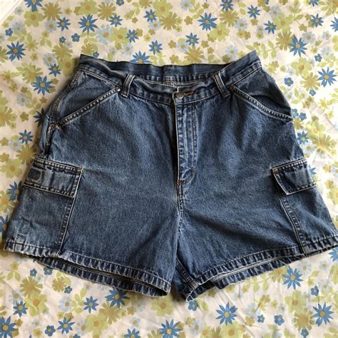 Lee Women's Blue Shorts | Depop