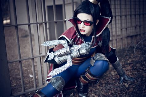 Vayne League Of Legends Cosplay