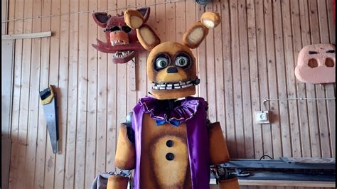 [REAL FNAF] Wearable Spring Bonnie Animatronic - YouTube
