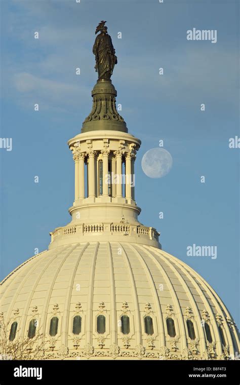 Capitol Building Dome Stock Photo - Alamy