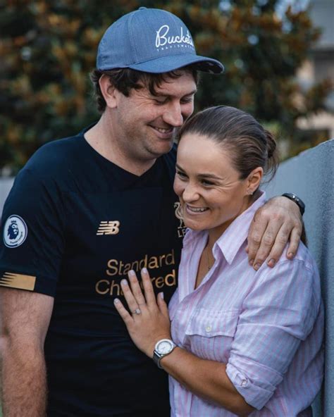 Australian tennis star Ash Barty announces engagement to Garry Kissick ...