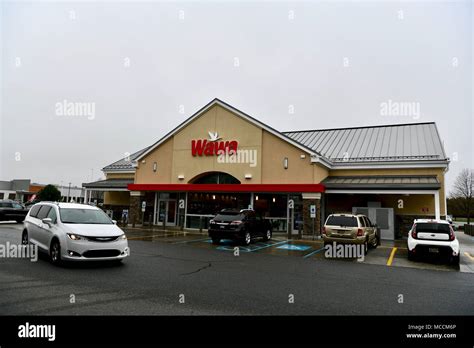 Wawa convenience store company hi-res stock photography and images - Alamy