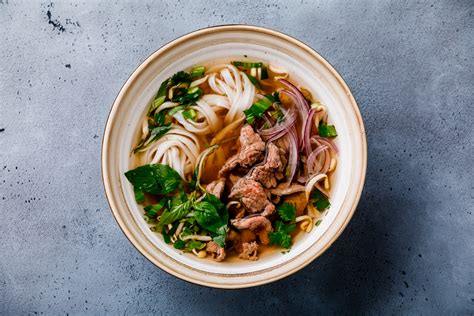 Phở (Vietnamese Noodle Soup)