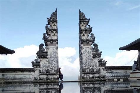 200以上 gate of heaven bali 186844-Gate of heaven bali fake