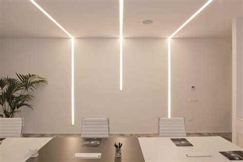 Linear Cove Plaster Recessed LED Profile - Right End Cup