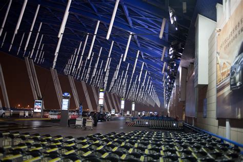 ReviewGuru: Shanghai Pudong International Airport Review