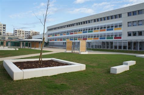 Lycée Victor Hugo à Valence, par AGENCE D'ARCHITECTURE CHARNAY