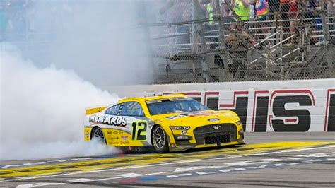 Ryan Blaney wins Talladega in photo finish over Kevin Harvick | wthr.com