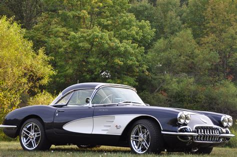 Resto-Mods : Information on collecting cars – Legendary Collector Cars