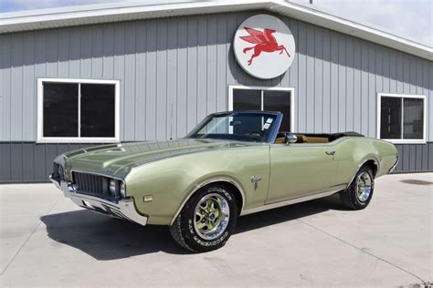 1969 Oldsmobile Cutlass Convertible Sold | Motorious