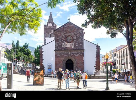 Sé Catedral do Funchal (Funchal Cathedral) from Avenue Arriaga, Funchal, Madeira, Portugal Stock ...