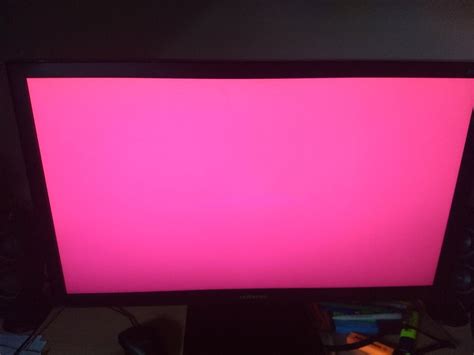 I present to you, the pink screen of death* : pcmasterrace