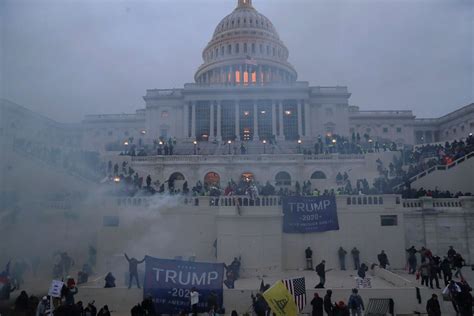 4 dead after US Capitol breached by pro-Trump mob during 'failed insurrection' - ABC News