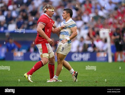 Wales' Aaron Wainwright (left) and Argentina's Mateo Carreras during the Rugby World Cup 2023 ...