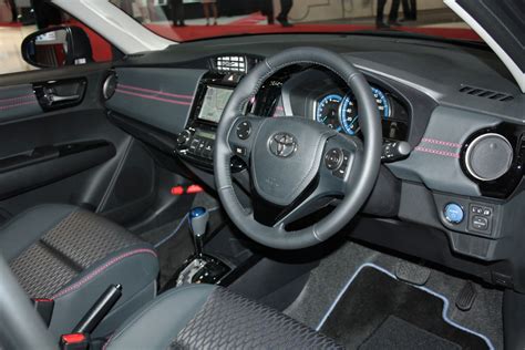 Toyota Corolla Axio Hybrid interior