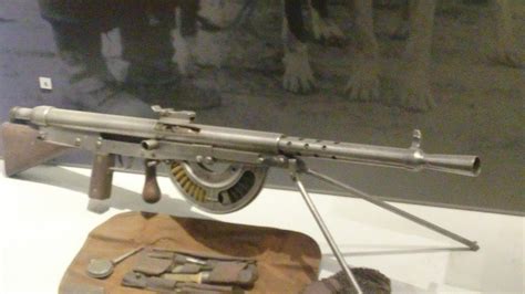 Found this chauchat in a ww1 museum neat Flanders in Belgium! : r ...