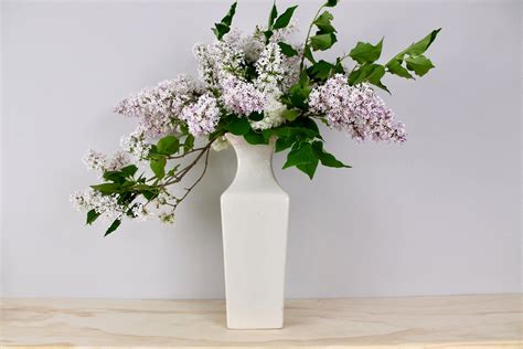 Haeger Tall Square Flared Neck Ceramic Vase VINTAGE Art | Etsy | Floral arrangements, Flower ...
