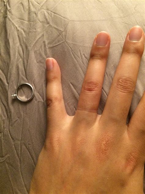 Sizing is hard – does your ring leave an indent/mark? (tapered fingers)