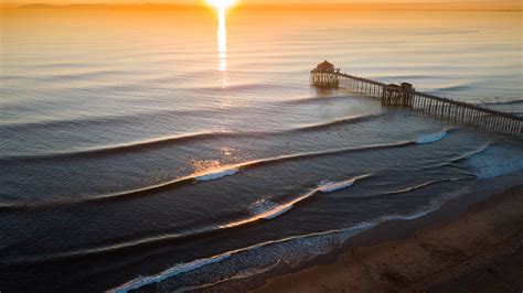 Spot Check: Huntington Beach Pier Surf Report