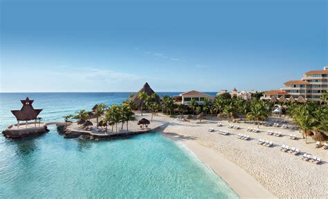 Dreams® Aventuras Riviera Maya | Air Canada Vacations