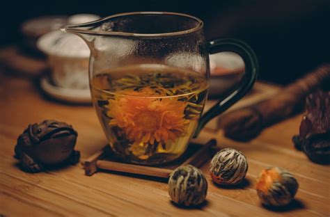 The Best Blooming Tea Balls + the Benefits of Flowering Tea | Be Your Own Barista