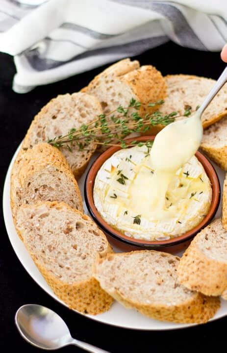 Garlic & Thyme Baked Camembert - KitchenMason - Easy Step by Step ...