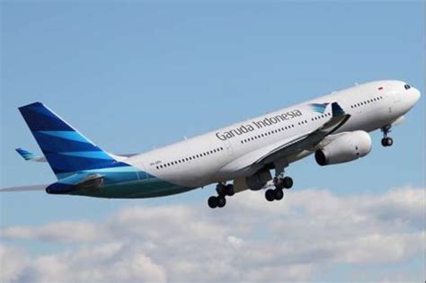 Pesawat Boeing 737-800 Garuda Indonesia Akan Uji Terbang Pakai Bioavtur - Metapos