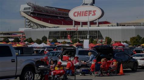 Arrowhead Stadium Parking Ultimate Guide 2024: Kansas City Chiefs Stadium - SeatGraph