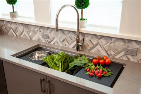 What to Consider When Choosing Decorative Plumbing for Your Kitchen Design - Dig This Design