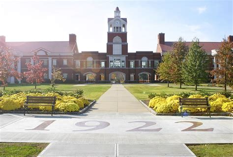 Murray State University Celebrates Faculty with Annual Awards - TheNews.org