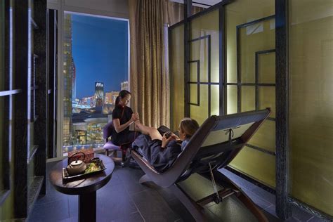 Luxury Wellness & Spa | The Strip | Mandarin Oriental, Las Vegas