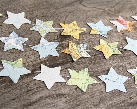 Easy to make. | Star garland, Diy wedding garland, Paper stars