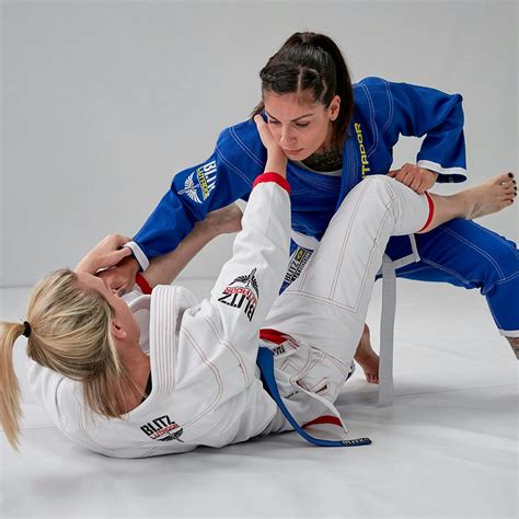 Adult Lutador Brazilian Jiu Jitsu Gi - White - 550g