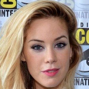 Roxanne McKee - Age, Family, Bio | Famous Birthdays