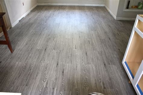 Vinyl Flooring Strips That Look Like Wood – Flooring Tips